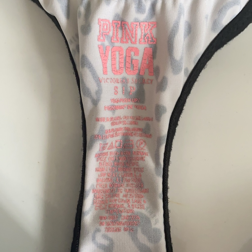 Victoria’s Secret Sports Bra - Picture 3 of 4